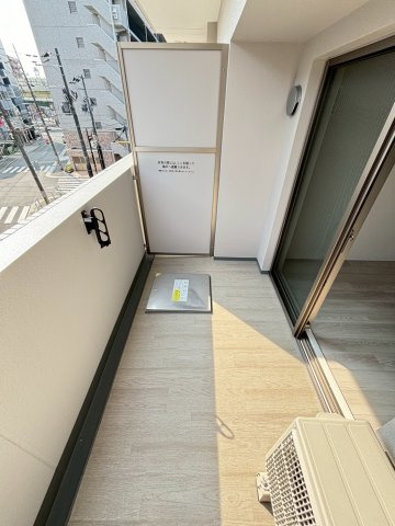 ワールドアイオオサカフェリーチェのバルコニー