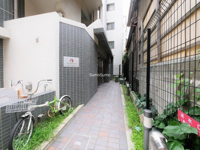 アクア阿波座のエントランス|清潔なエントランスです