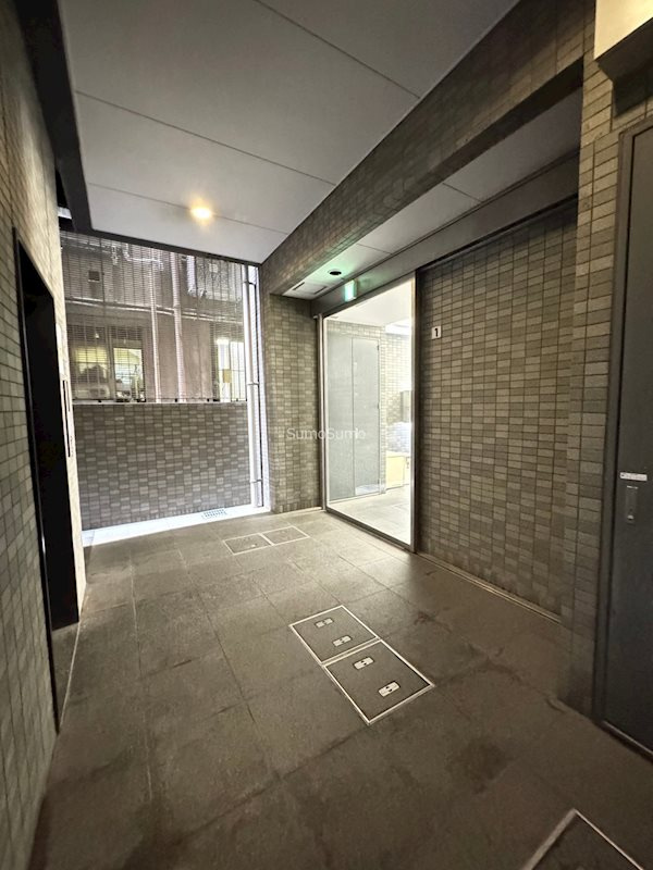 グリーンプラザ瓦町のロビー
