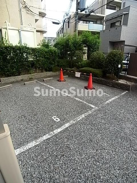 アーバネックス西宮門戸の駐車場
