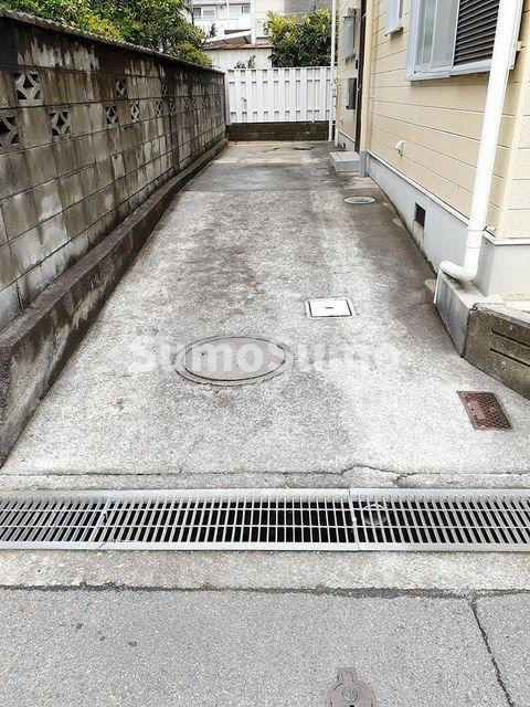グリーンハウスの駐車場|駐車場に車を止められます