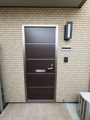クレールのエントランス|清潔なエントランスです
