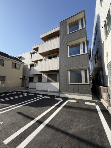 グランマーリエ松野通の駐車場