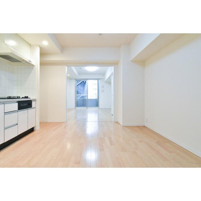 【居間・リビング】 | ルクレ新川レジデンス | 使いやすいリビングです