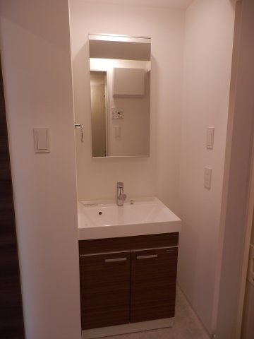 ユリカロゼAZ上板橋の洗面所