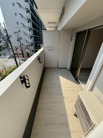 ワールドアイオオサカフェリーチェのバルコニー
