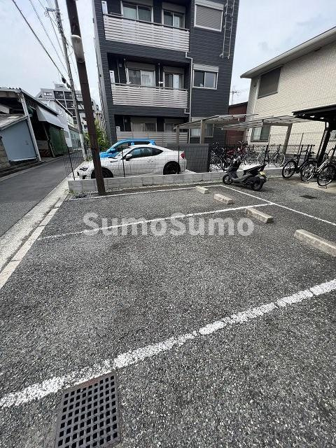 グランメール園田の駐車場|駐車場です