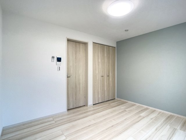 コンフォート川口の洋室