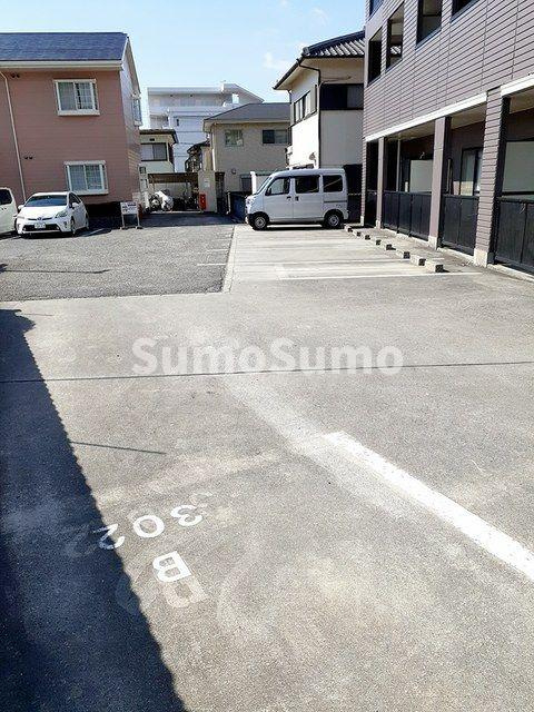 ささお弐番館の駐車場