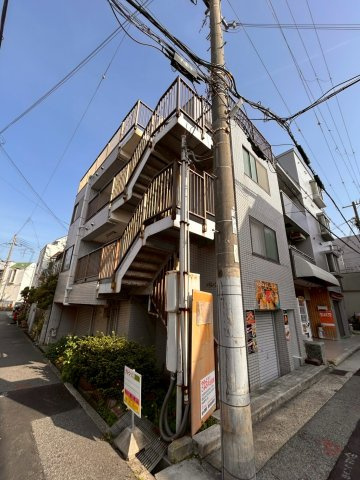サニーパレス神陵台の外観