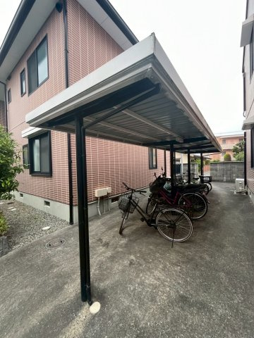 サニーフラッツⅡ南棟の外観