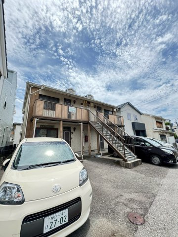 サニーヒル瑞ヶ丘の駐車場
