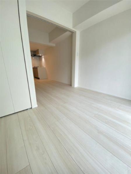 メイクス若松河田