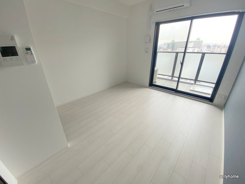 ワールドアイ大阪城EASTⅡ 仲介手数料無料の寝室