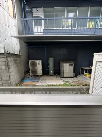 ザカラー東本町B棟のバルコニー