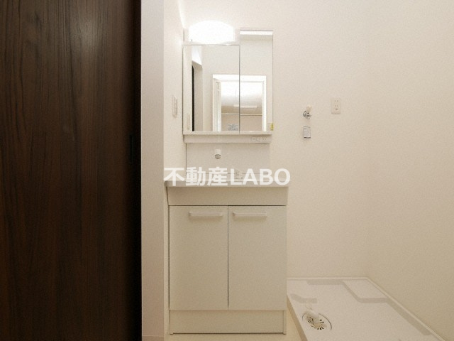 アートレジデンス酉島の洗面所