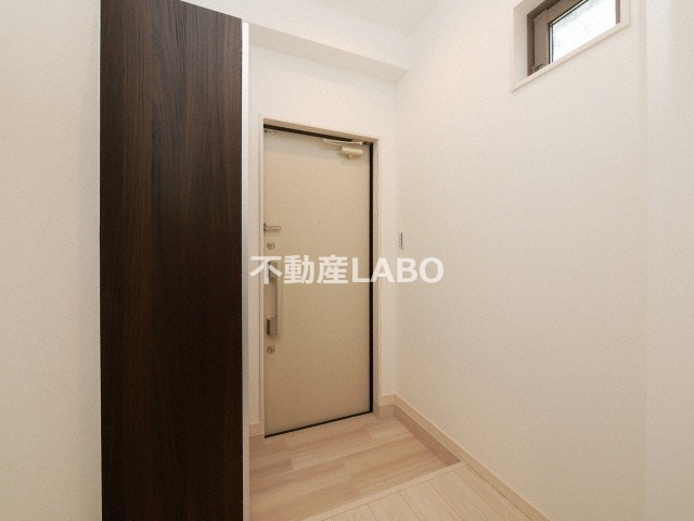 アートレジデンス酉島の玄関