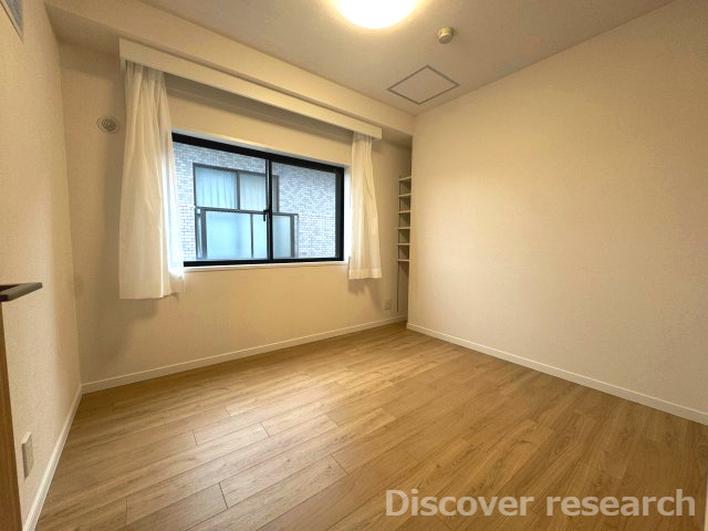 リズ東林間の洋室|【洋室（約4.8帖）】