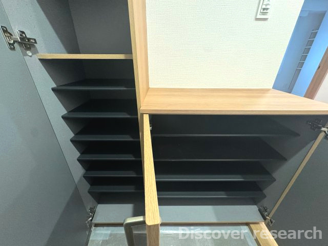 リズ東林間の収納|【シューズボックス】