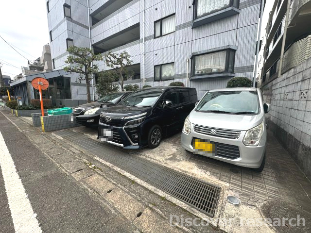 リズ東林間の駐車場|【駐車場】