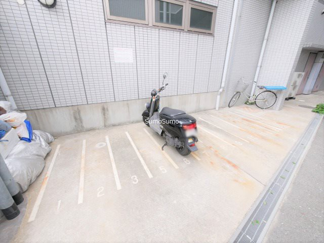 サザンパークスの駐車場