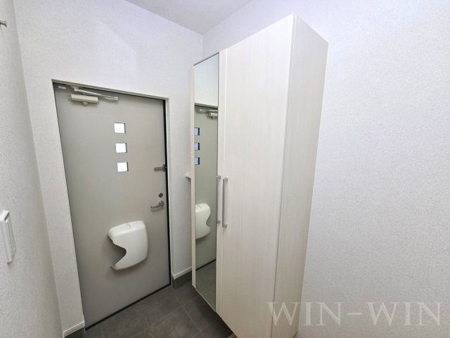 ライラック古並の玄関