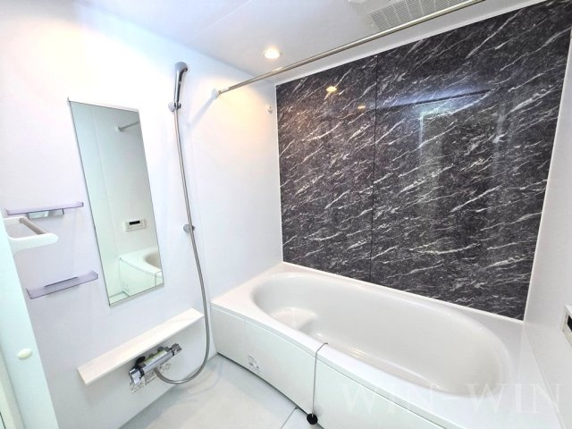 ライラック古並の浴室