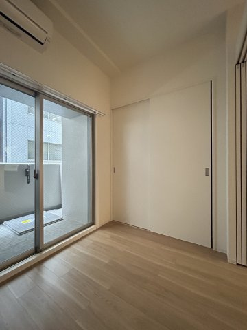 コンフォリア・リヴ淡路町一丁目の寝室