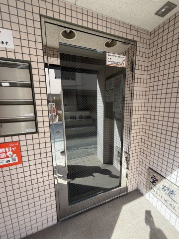 サイプレス板宿のエントランス