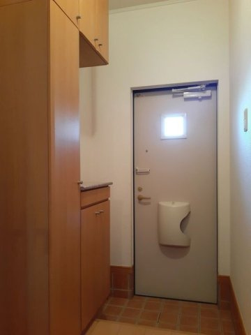 シャルム石原Ｃの玄関