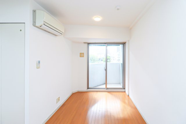 サヴォイバルビゾン　2階の居間・リビング|別号室のものです。現状優先になります。