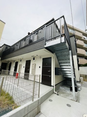 川崎市多摩区宿河原１丁目のアパートの外観