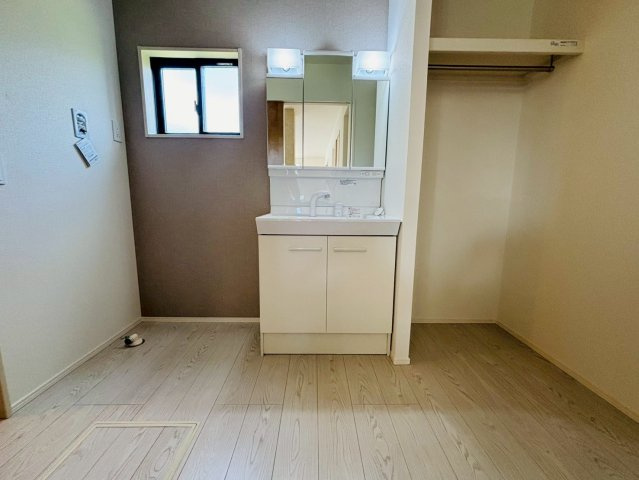 よかタウン／南区元三町1丁目3期／8号棟の脱衣所