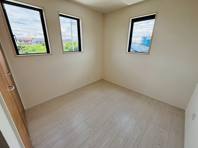 よかタウン／南区元三町1丁目3期／8号棟の洋室