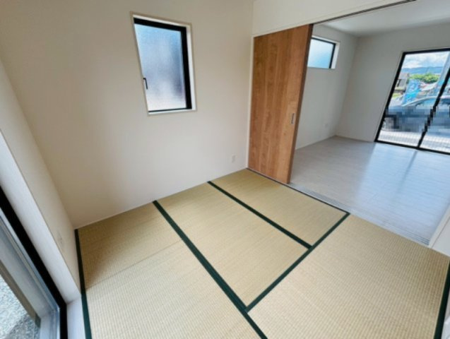 よかタウン／南区元三町1丁目3期／8号棟の和室