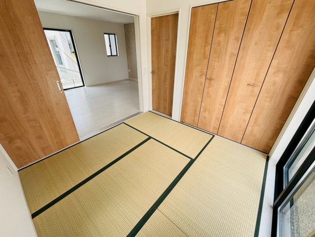 よかタウン／南区元三町1丁目3期／8号棟の和室