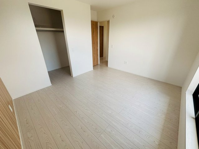 よかタウン／南区元三町1丁目3期／8号棟の洋室