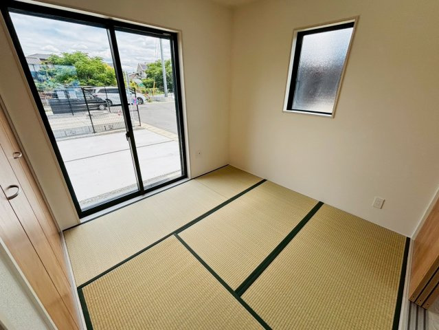 よかタウン／南区元三町1丁目3期／8号棟の和室