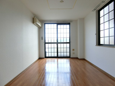 【居間・リビング】 | ライラックⅠ | イメージⅡ101号室写真