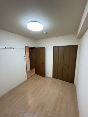 【寝室】 | 第12高光マンション