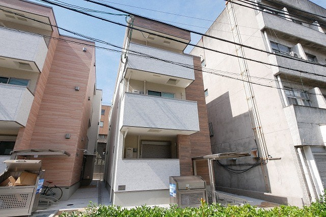 フジパレス緑橋EASTの外観