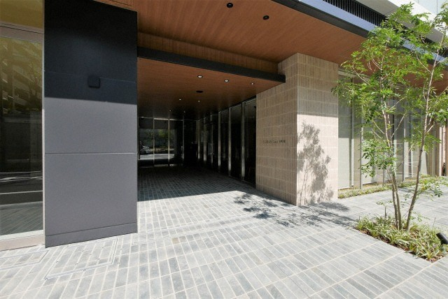 Ｊ．ＧＲＡＮ　Ｃｏｕｒｔ京町堀のエントランス