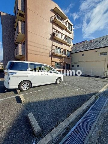 サンセリテ・Ⅲ・源の駐車場|駐車場があります