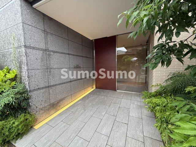 ジ・アーバネックス芦屋のエントランス