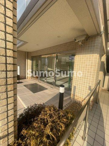 サンロイヤル北園田ブランシュールのエントランス