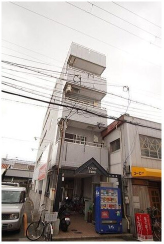 サンプラザ尼崎18の外観