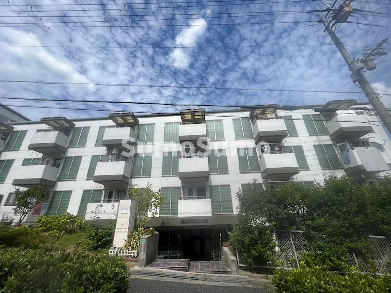 サンヒルズ芦屋1号棟の外観