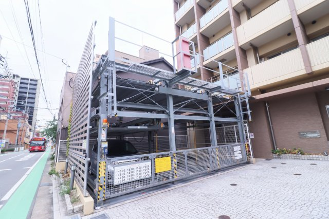 サヴォイザ・ティファナ　4階の駐車場