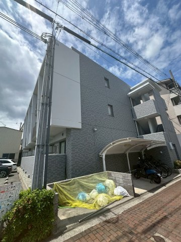 サン・フローリッシュの駐車場