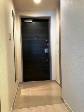 ウィズなんばの玄関